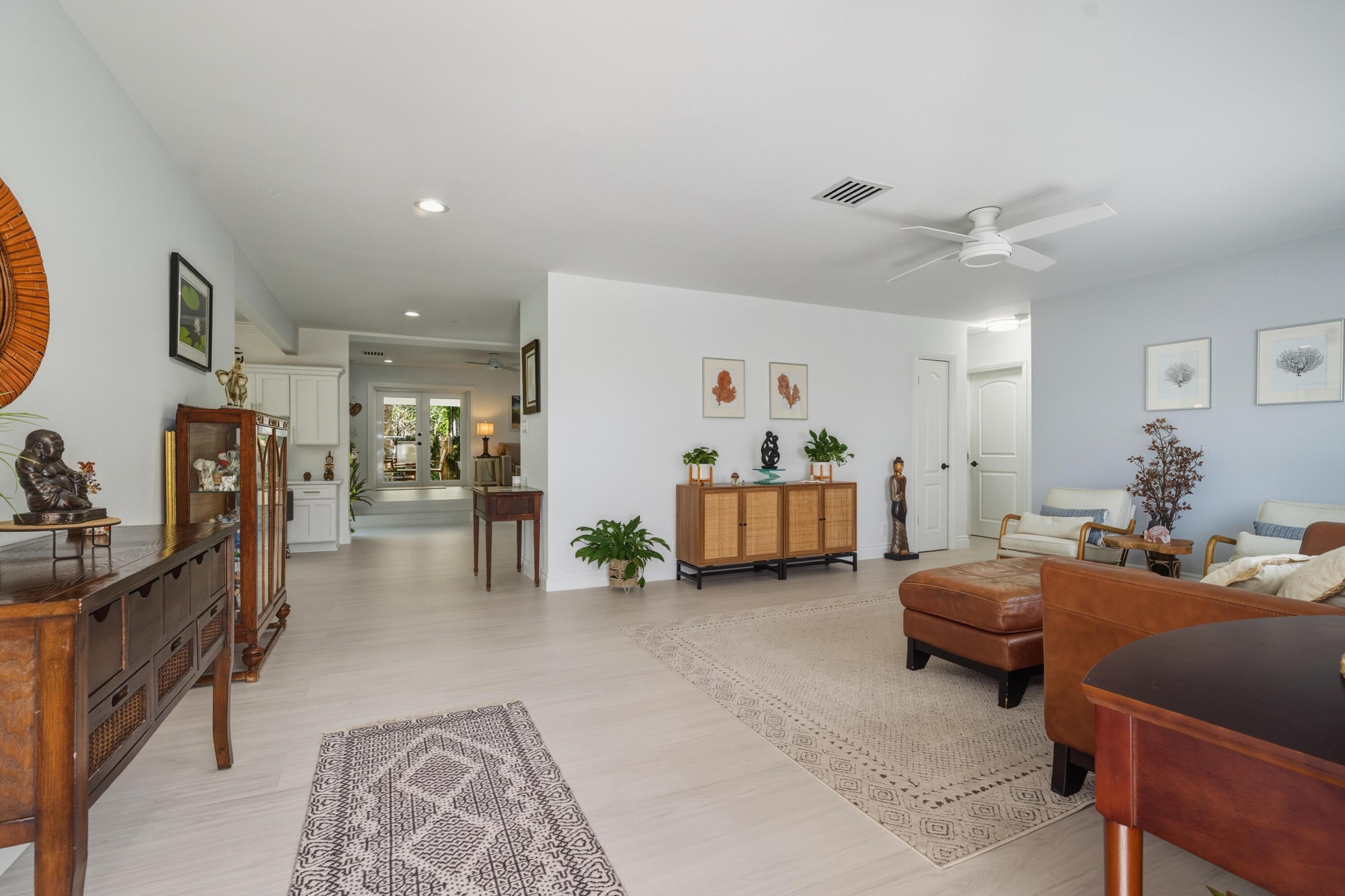 2642 Northeast 26th Terrace Lighthouse Point, FL 33064 - Photo 24 of 52 25