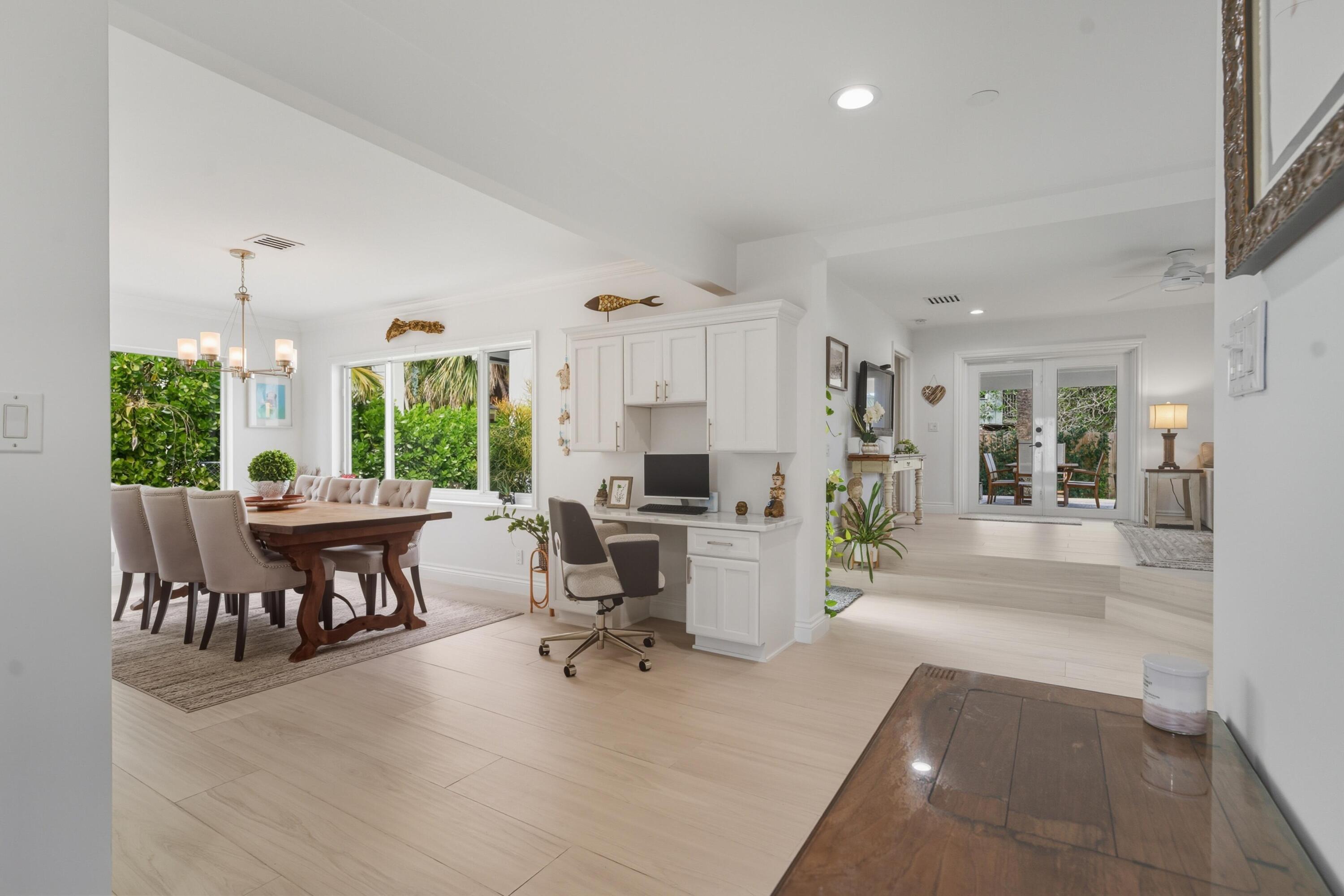 2642 Northeast 26th Terrace Lighthouse Point, FL 33064 - Photo 28 of 52 29