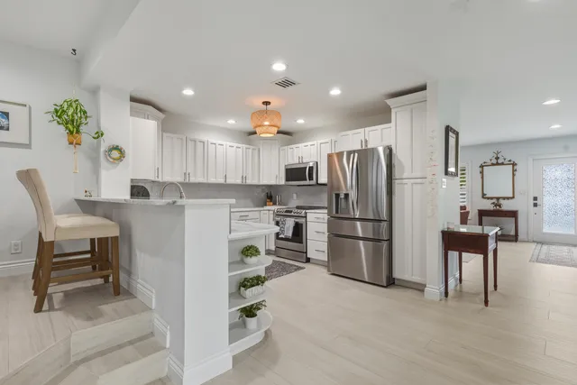 $1,240,000 | 2642 Northeast 26th Terrace, Lighthouse Point, FL 33064