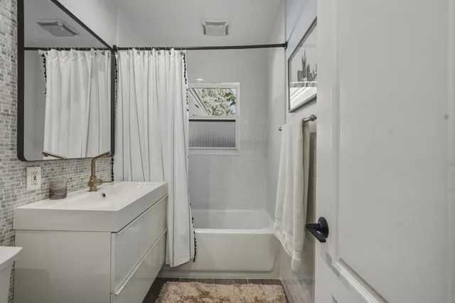 $1,240,000 | 2642 Northeast 26th Terrace, Lighthouse Point, FL 33064