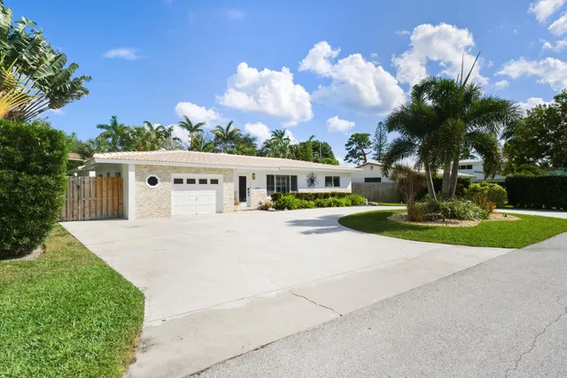 $1,240,000 | 2642 Northeast 26th Terrace, Lighthouse Point, FL 33064