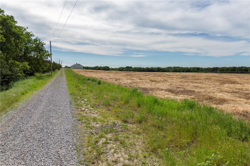 27699 South Hoch Road Osage City, KS 66523 - Photo 37 of 99