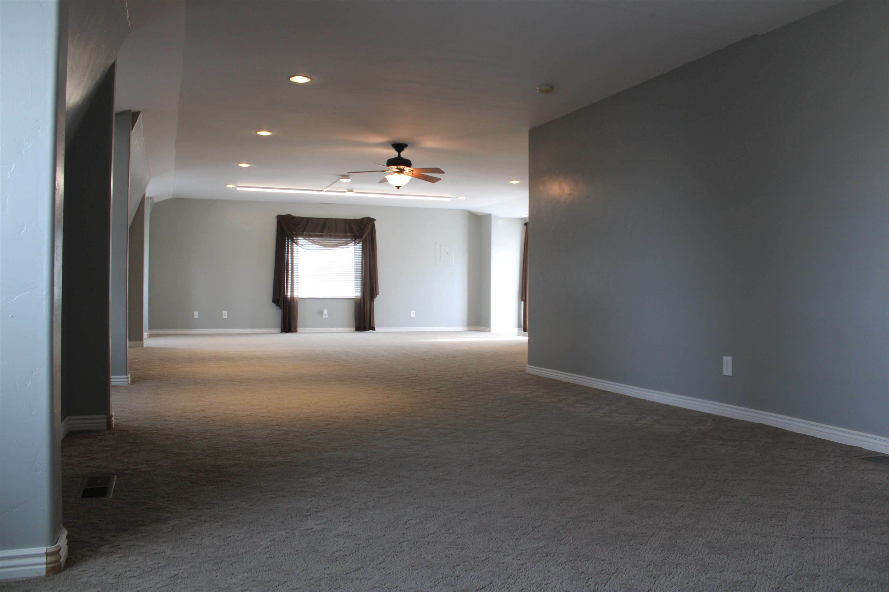 405 West Clark Street Lyman, WY 82937 - Photo 19 of 48