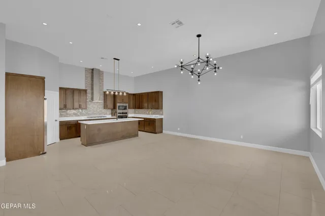 a view of a terrace view