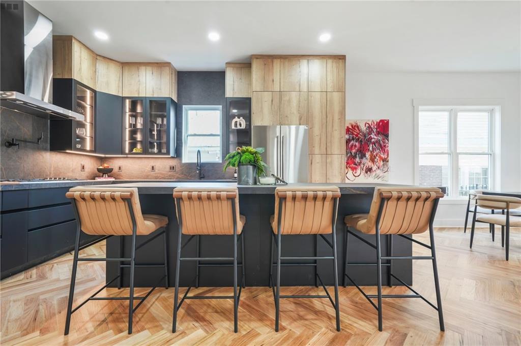 718 Cascade Avenue Southwest Atlanta, GA 30310 - Photo 19 of 37 a view of a dining room with furniture