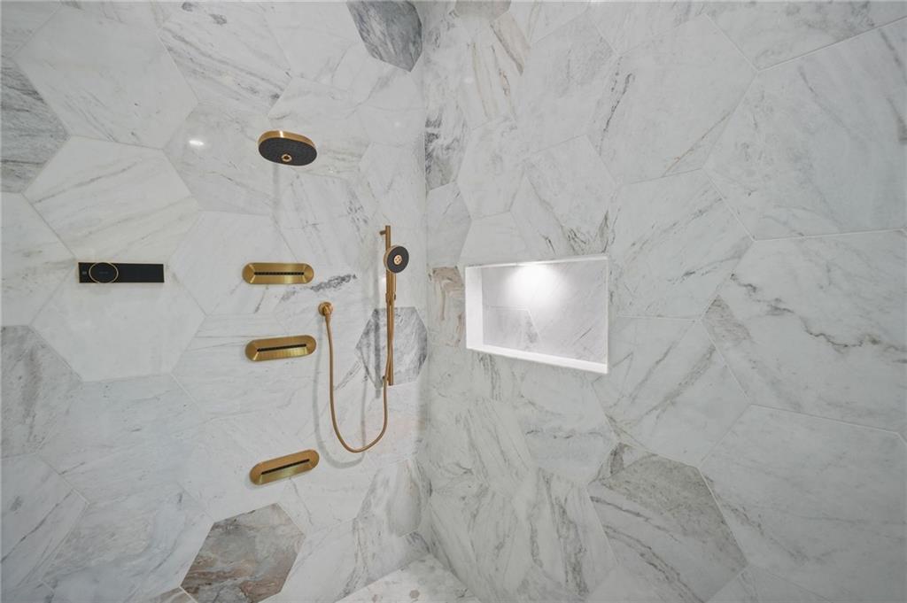 718 Cascade Avenue Southwest Atlanta, GA 30310 - Photo 29 of 37 a bathroom with a shower