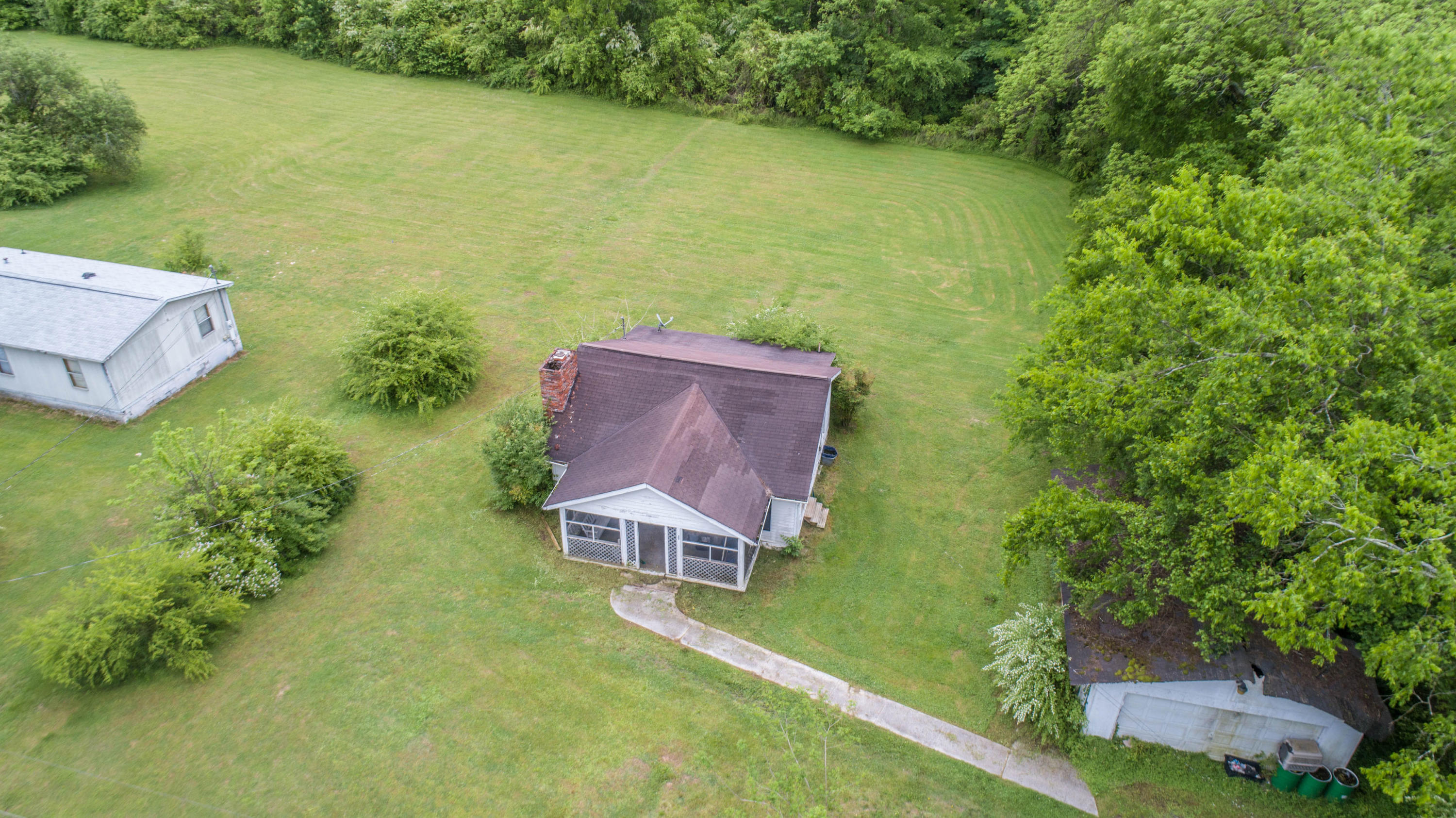 Multiple West Wolf Valley Road Clinton, TN 37716 - Photo 11 of 27 150 year old farmhouse