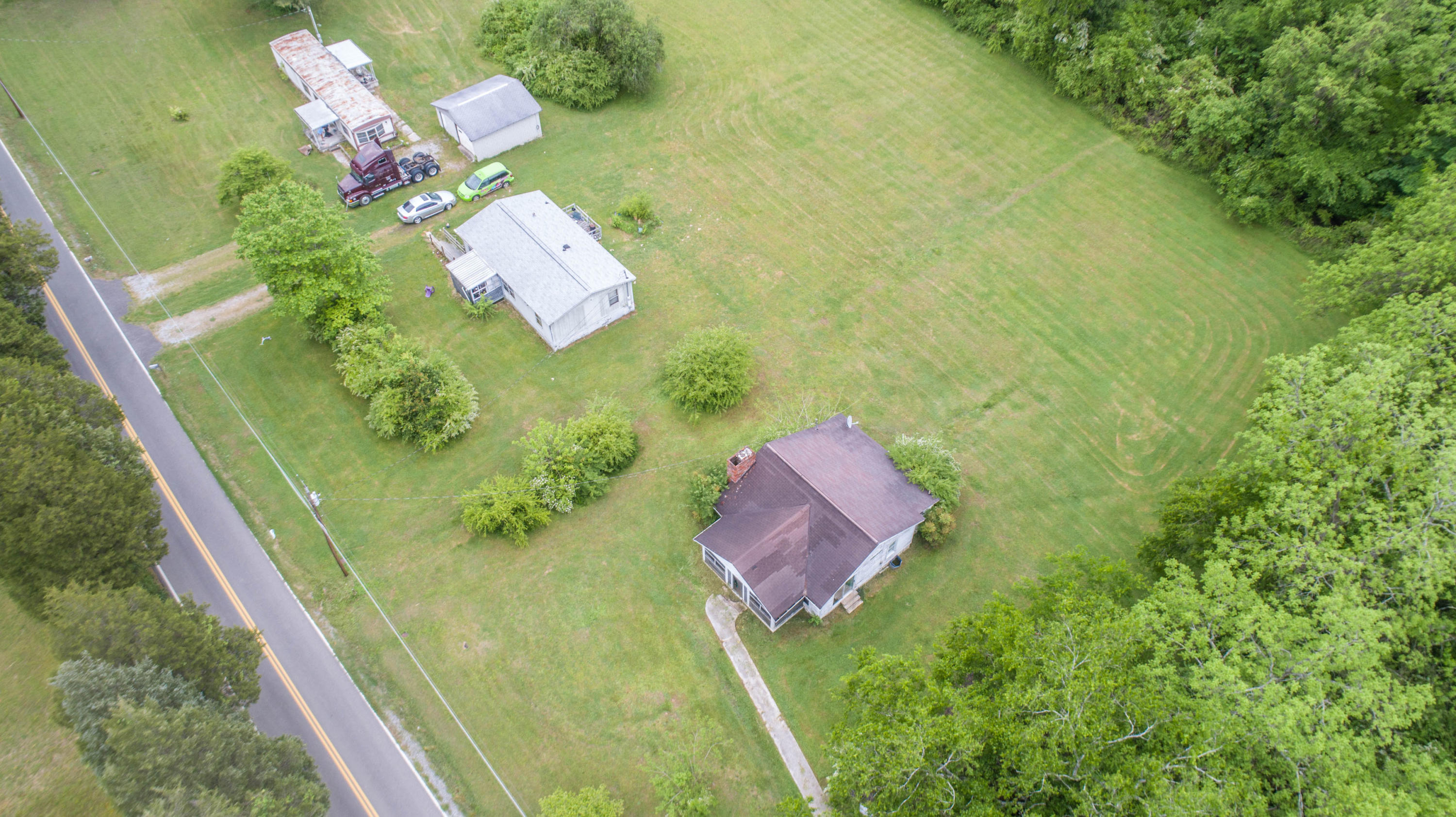 Multiple West Wolf Valley Road Clinton, TN 37716 - Photo 14 of 27 View from above