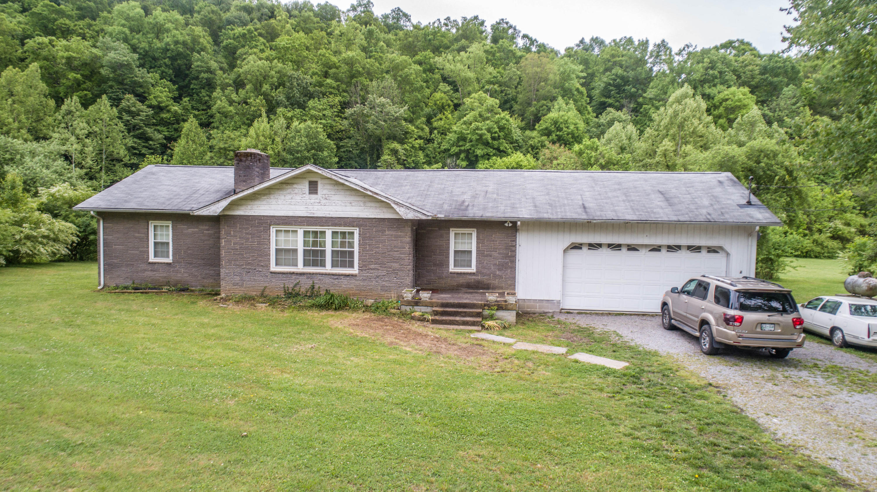 Multiple West Wolf Valley Road Clinton, TN 37716 - Photo 6 of 27 ranch style home
