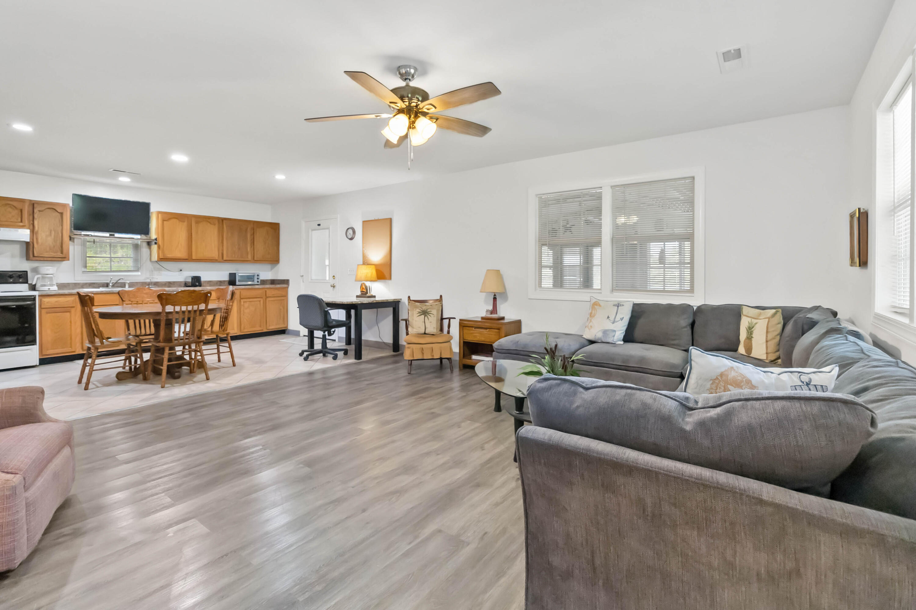 5830 Old Keno Road Burnside, KY 42519 - Photo 5 of 44 005