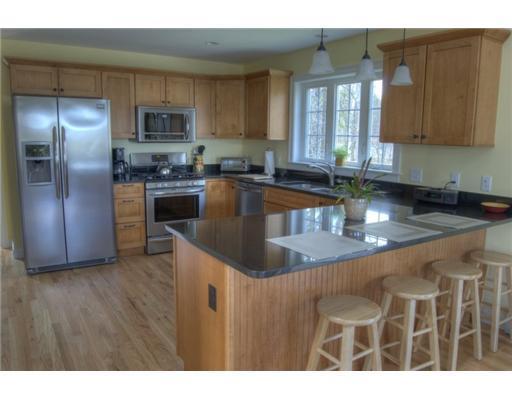 72 Old Pool Road Biddeford, ME 04005 - Photo 2 of 10 Kitchen.