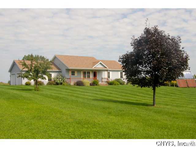 Exterior Front Lots of privacy, plus flowering tre
