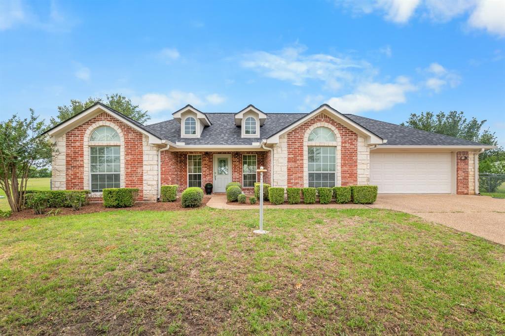 1007 Morning Star Circle China Spring, TX 76633 - Photo 2 of 40
