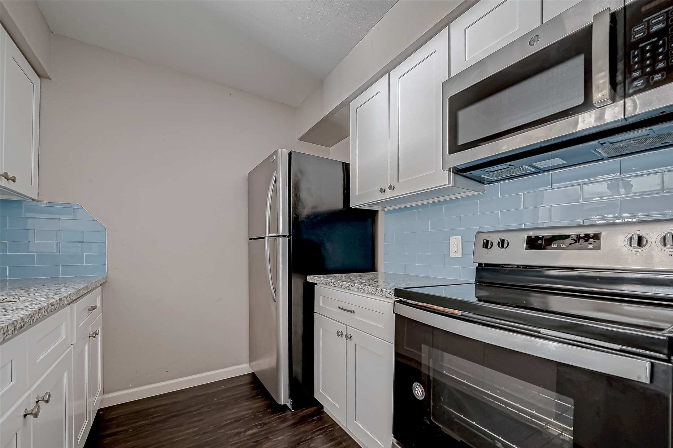 7315 Housman Houston, TX 77055 - Photo 12 of 49