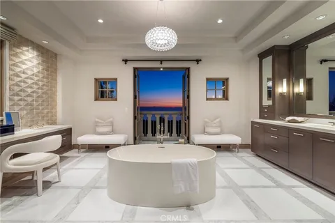 $39,950,000 | 17 High Water, Newport Coast, CA 92657