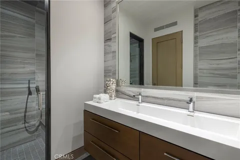 $39,950,000 | 17 High Water, Newport Coast, CA 92657