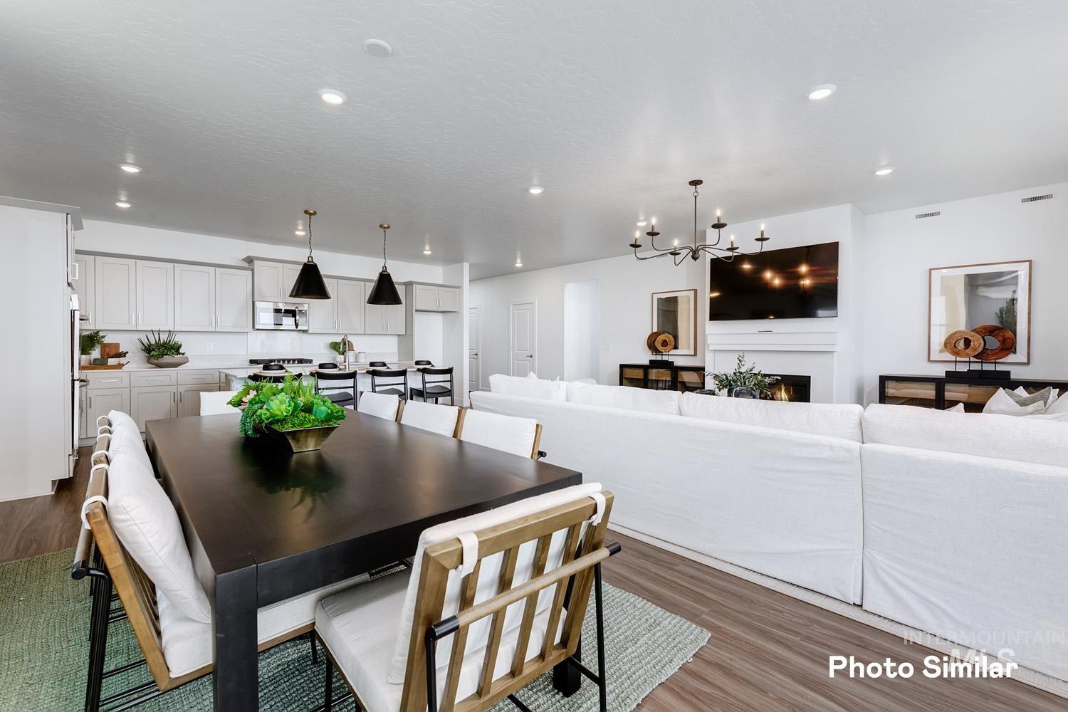 15101 Lenticular Avenue Caldwell, ID 83607 - Photo 9 of 26