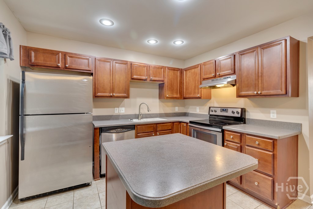 146 Sonata Circle Pooler, GA 31322 - Photo 11 of 35 Kitchen