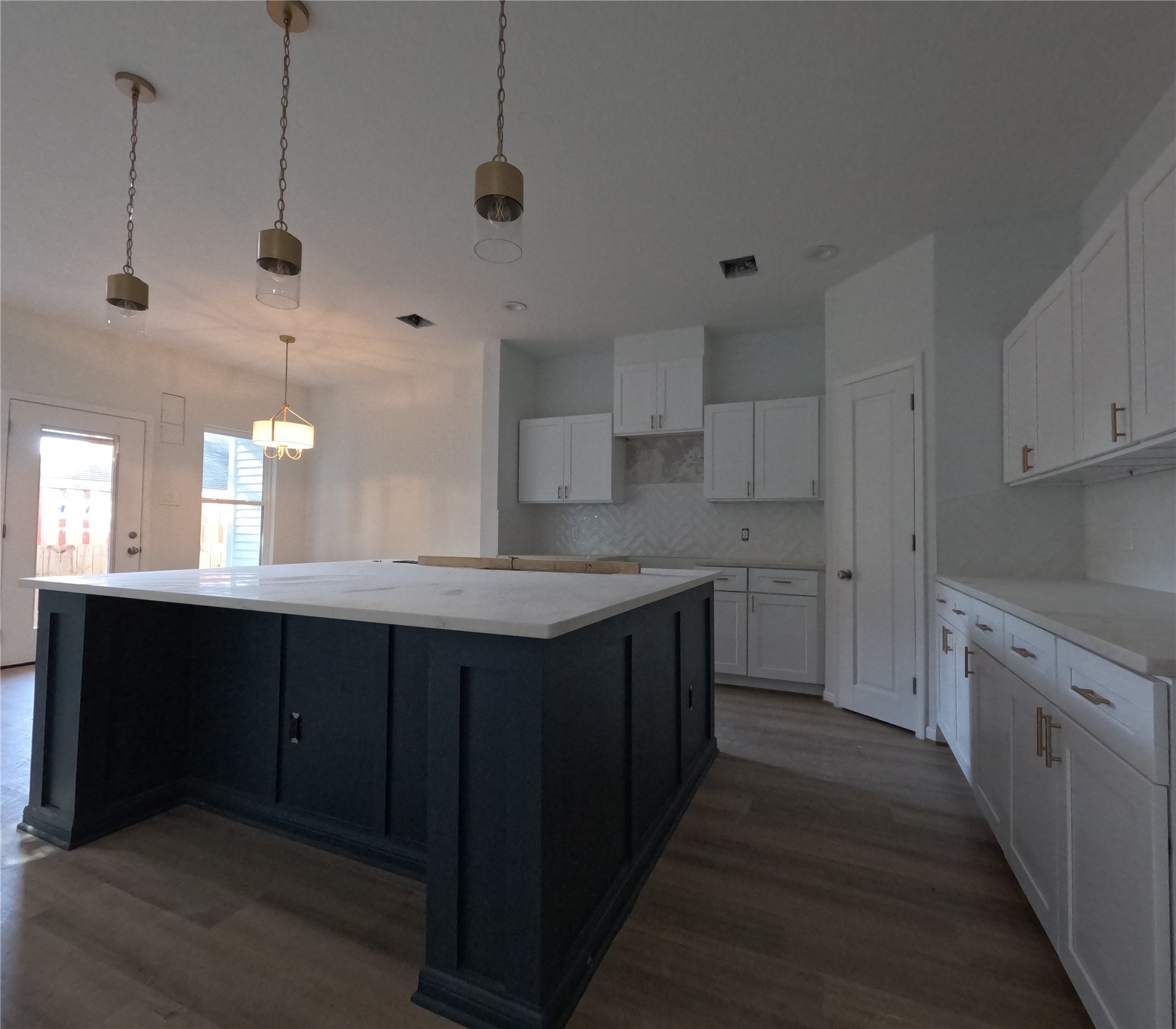 9427 Coffee Street Houston, TX 77033 - Photo 5 of 23