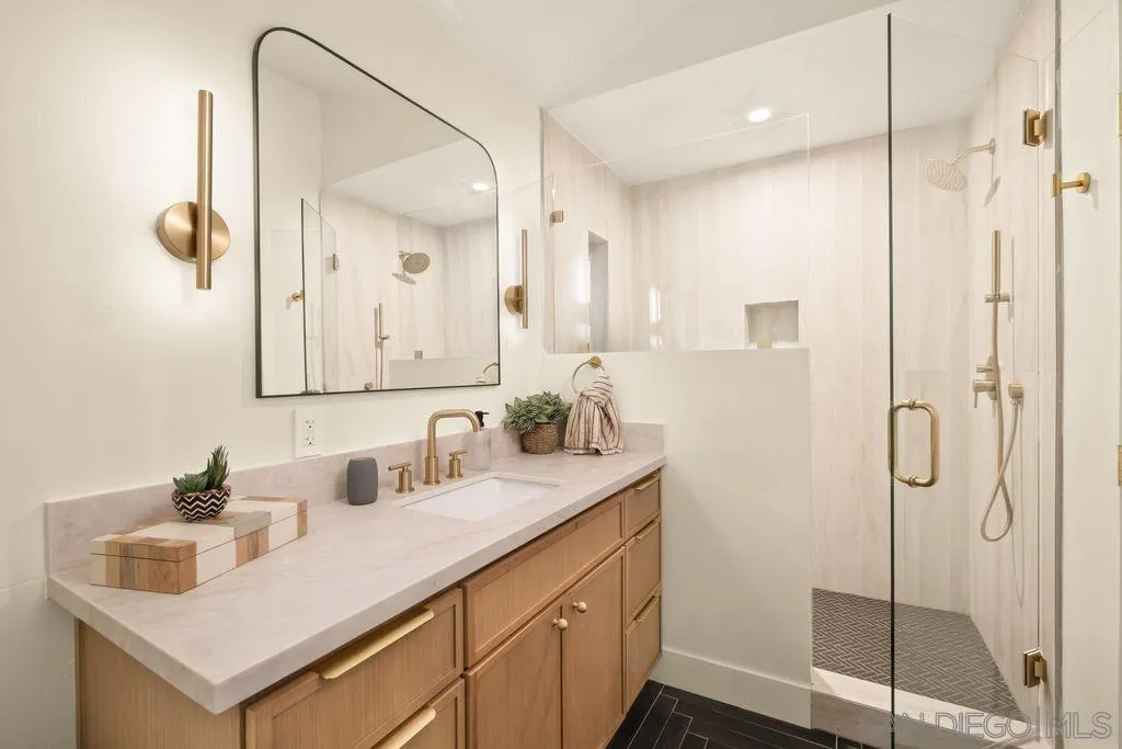 526 Saxony Road Encinitas, CA 92024 - Photo 28 of 30