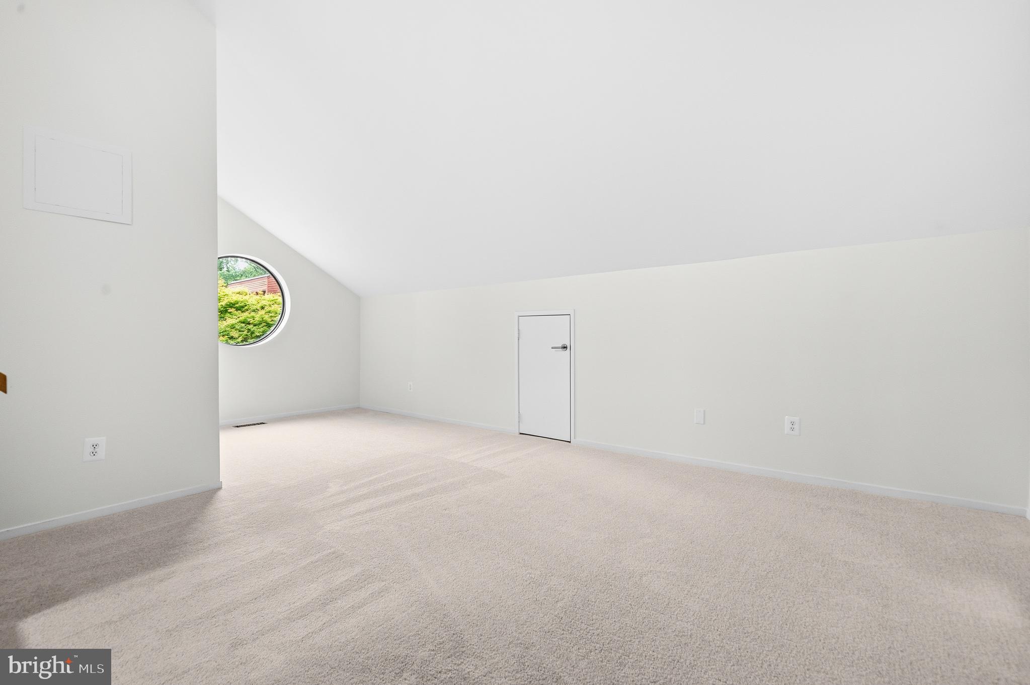 2105 South Bay Lane Reston, VA 20191 - Photo 48 of 71
