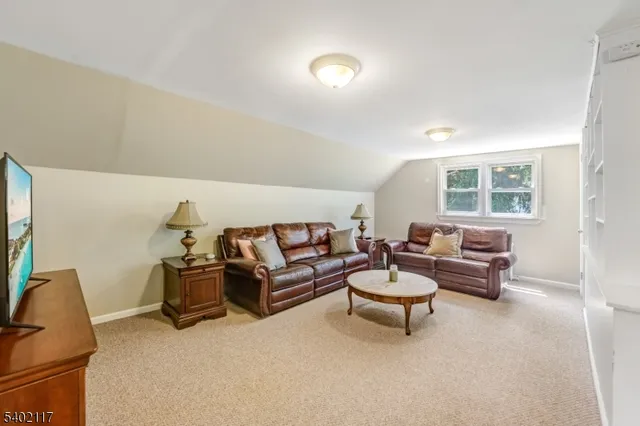 $1,950 | 6 Waughaw Road, Montville, NJ 07082