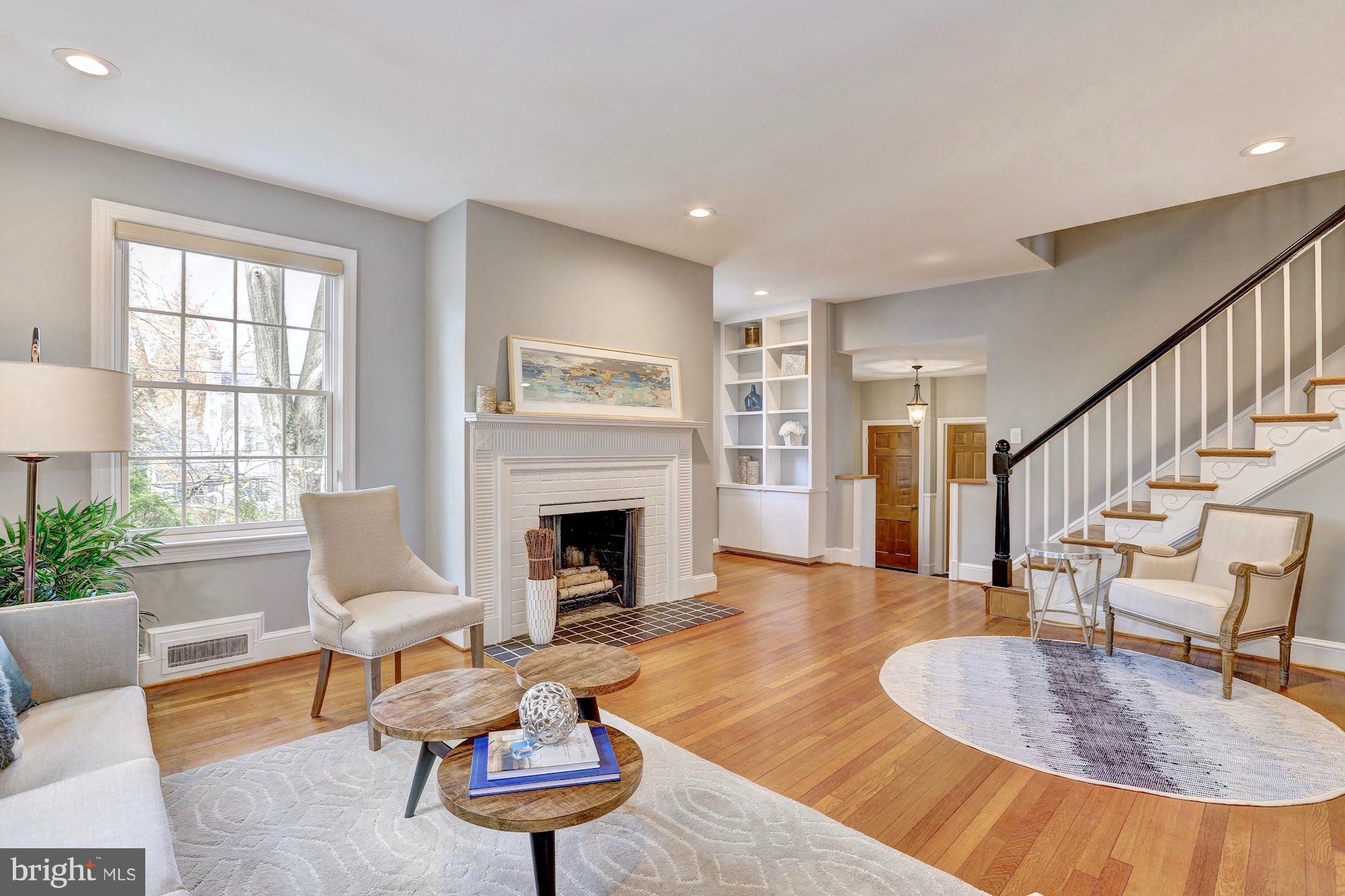 6613 32nd Street Northwest Washington, DC 20015 - Photo 11 of 47 Chipper and bright with windows on all sides