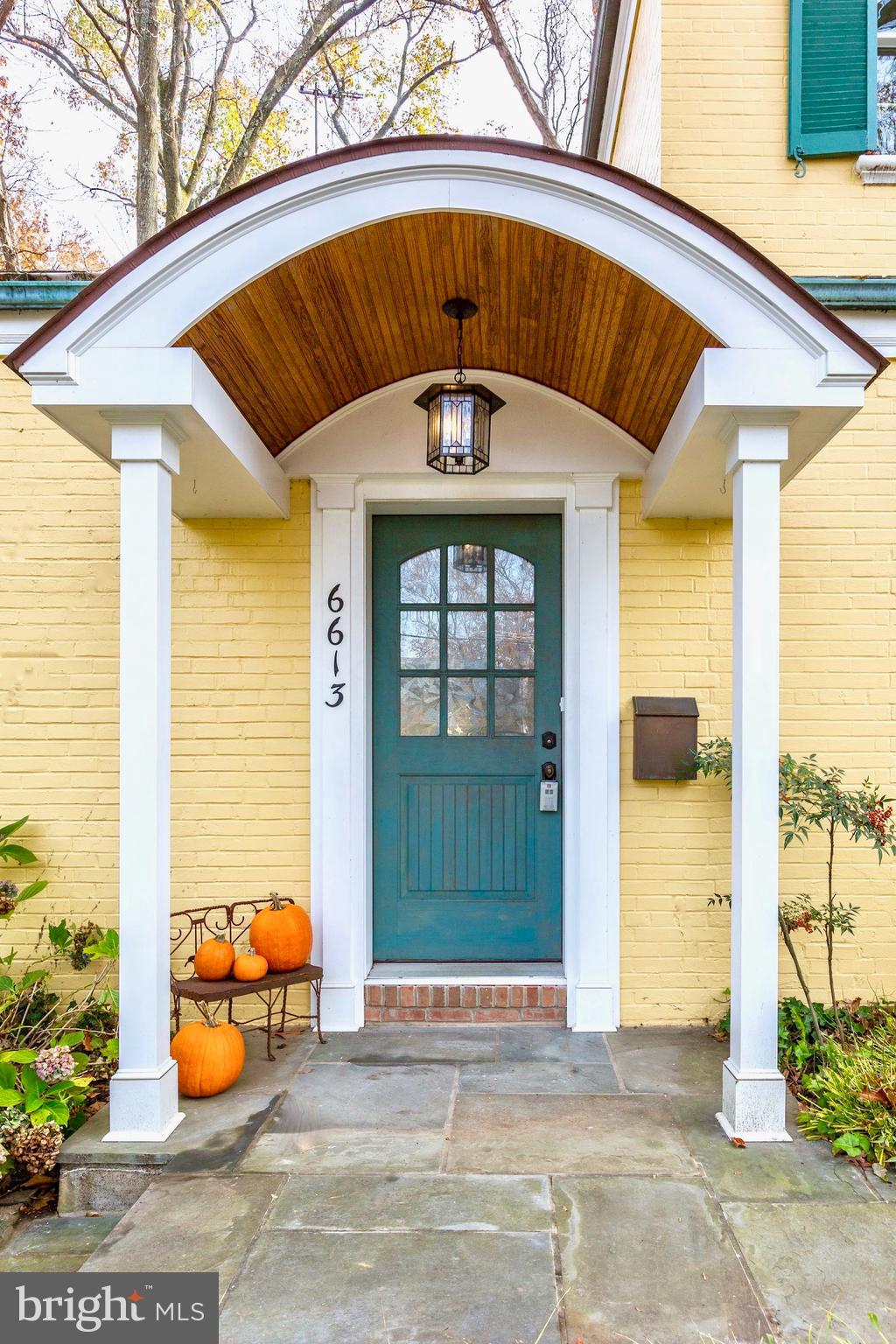 6613 32nd Street Northwest Washington, DC 20015 - Photo 4 of 47