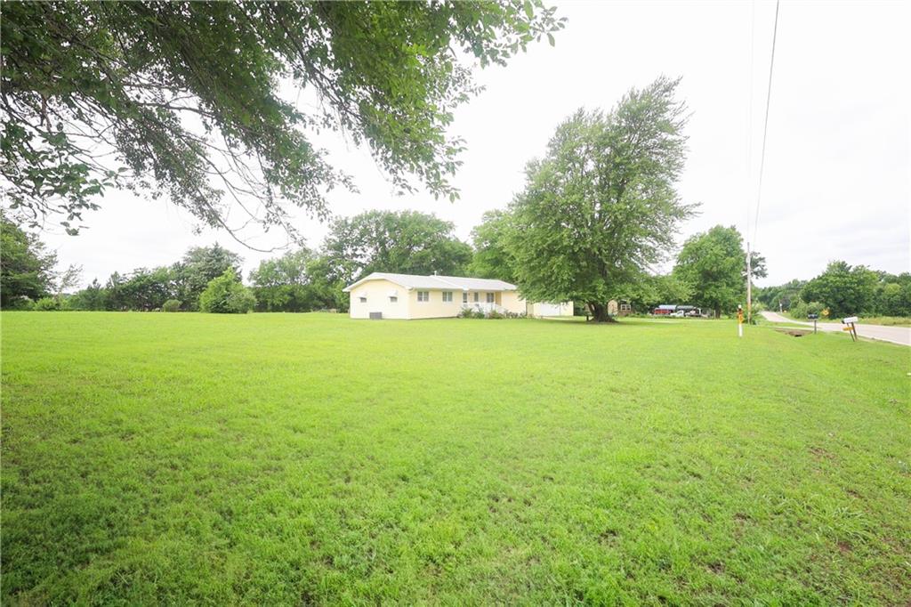 3590 Cr 3875 Road Independence, KS 67301 - Photo 3 of 38