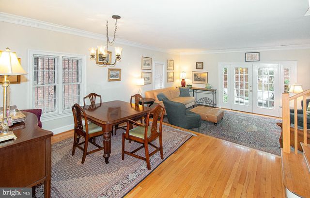 $956,000 | 518 Tobacco Quay, Alexandria, VA 22314