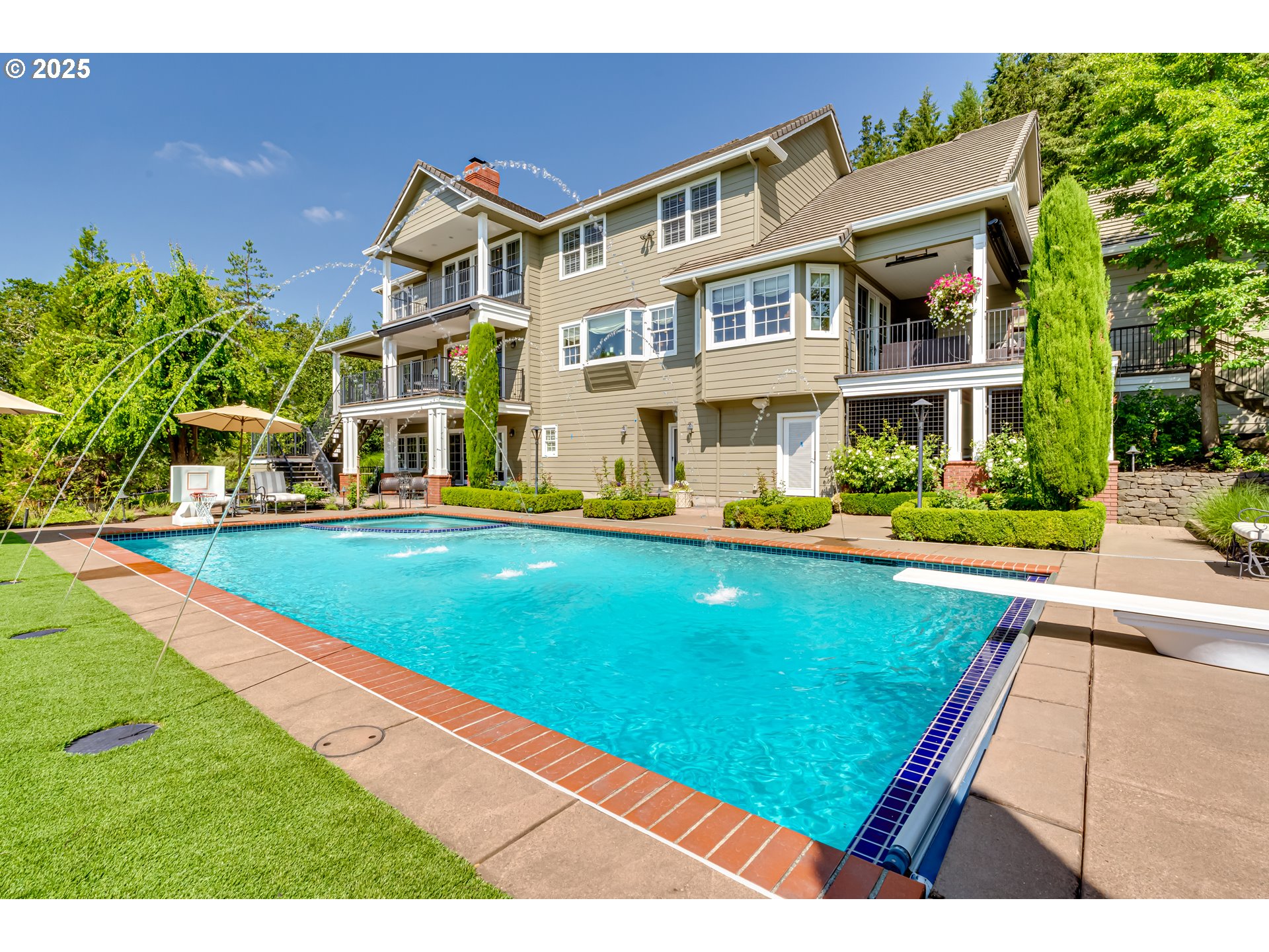 2030 West 34th Avenue Eugene, OR 97405 - Photo 3 of 48