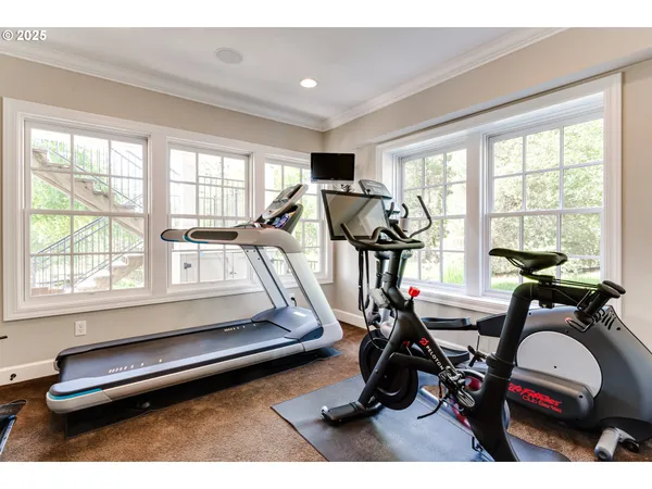 $2,795,000 | 2030 West 34th Avenue, Eugene, OR 97405