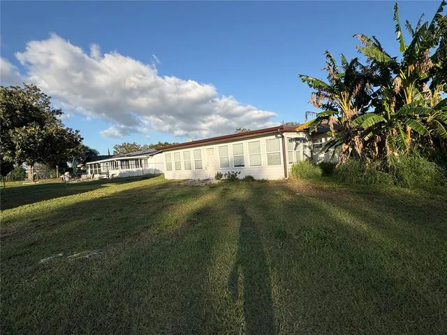 $1,700 | 626 3rd Avenue, Lady Lake, FL 32159