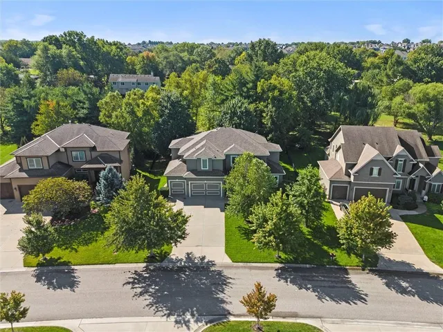 $775,000 | 10513 West 169th Street, Overland Park, KS 66221