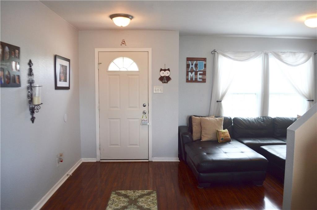 901 Colonial Way Franklin, IN 46131 - Photo 2 of 35 Gallery Image 2