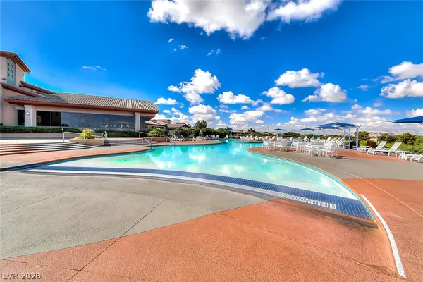 $695,000 | 2381 Rosendale Village Avenue, Henderson, NV 89052