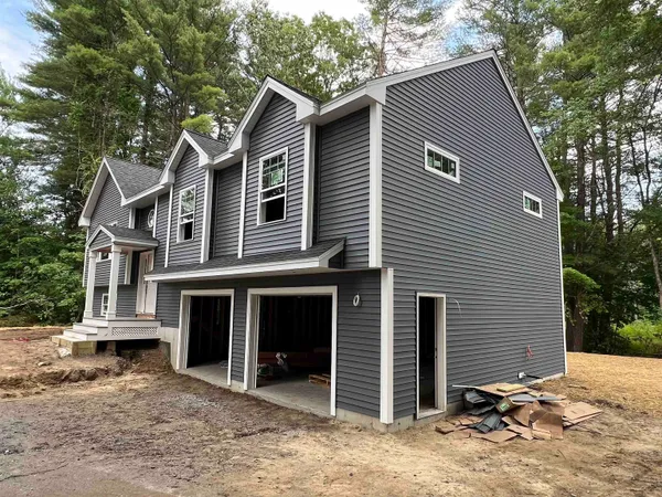 $699,900 | 7 Bald Hill Road, Raymond, NH 03077