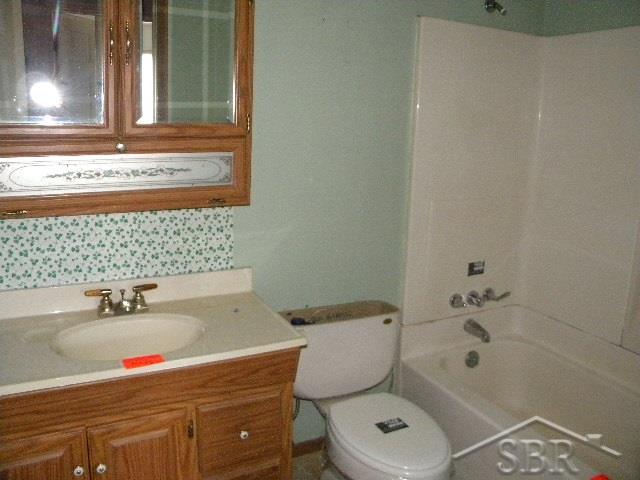 11475 Maple Road Birch Run, MI 48415 - Photo 14 of 17 31398929-13.JPG