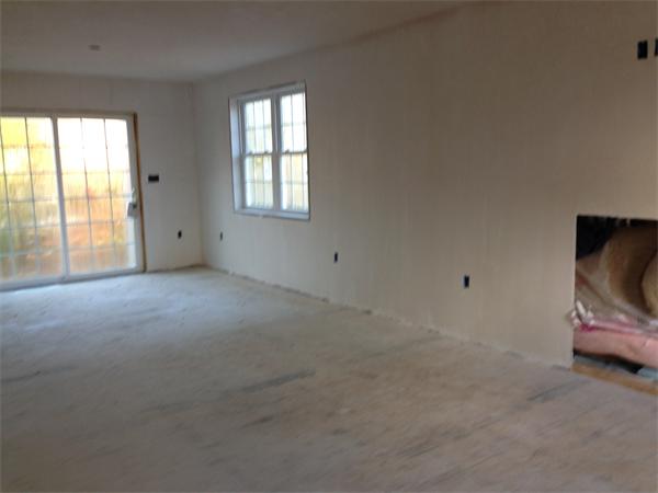17 Kansas Road Tewksbury, MA 01876 - Photo 4 of 12 Gallery Image 4