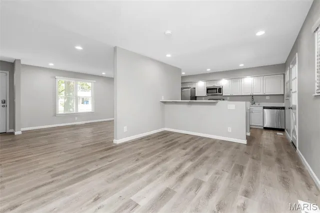 $385,000 | 1 Rendina Court, Ellisville, MO 63011