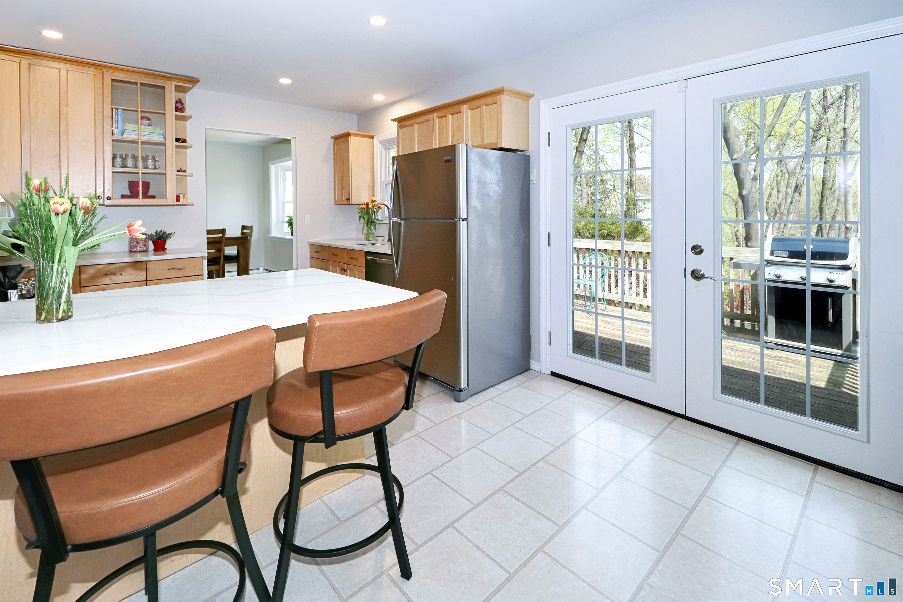 155 Fairmount Terrace Fairfield, CT 06825 - Photo 10 of 30