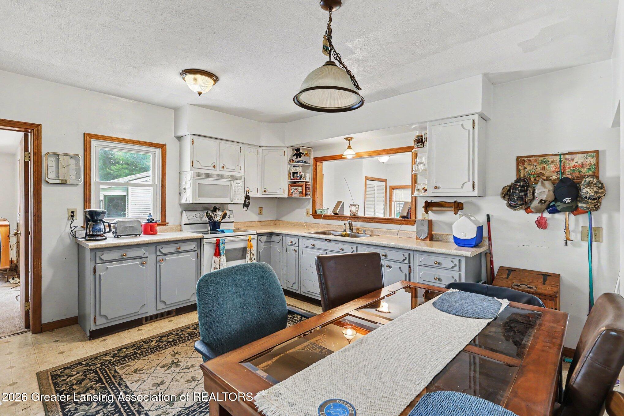 5645 Rossman Road Onondaga, MI 49264 - Photo 6 of 32 Kithcen/Dining