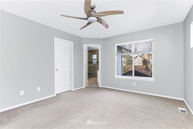 $800,000 | 7832 Douglas Avenue Southeast, Snoqualmie, WA 98065