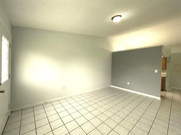 $1,425 | 1056 South Buena Vista Drive, Lake Alfred, FL 33850