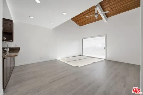 $278,000 | 5460 White Oak Avenue, Unit G305, Encino, CA 91316
