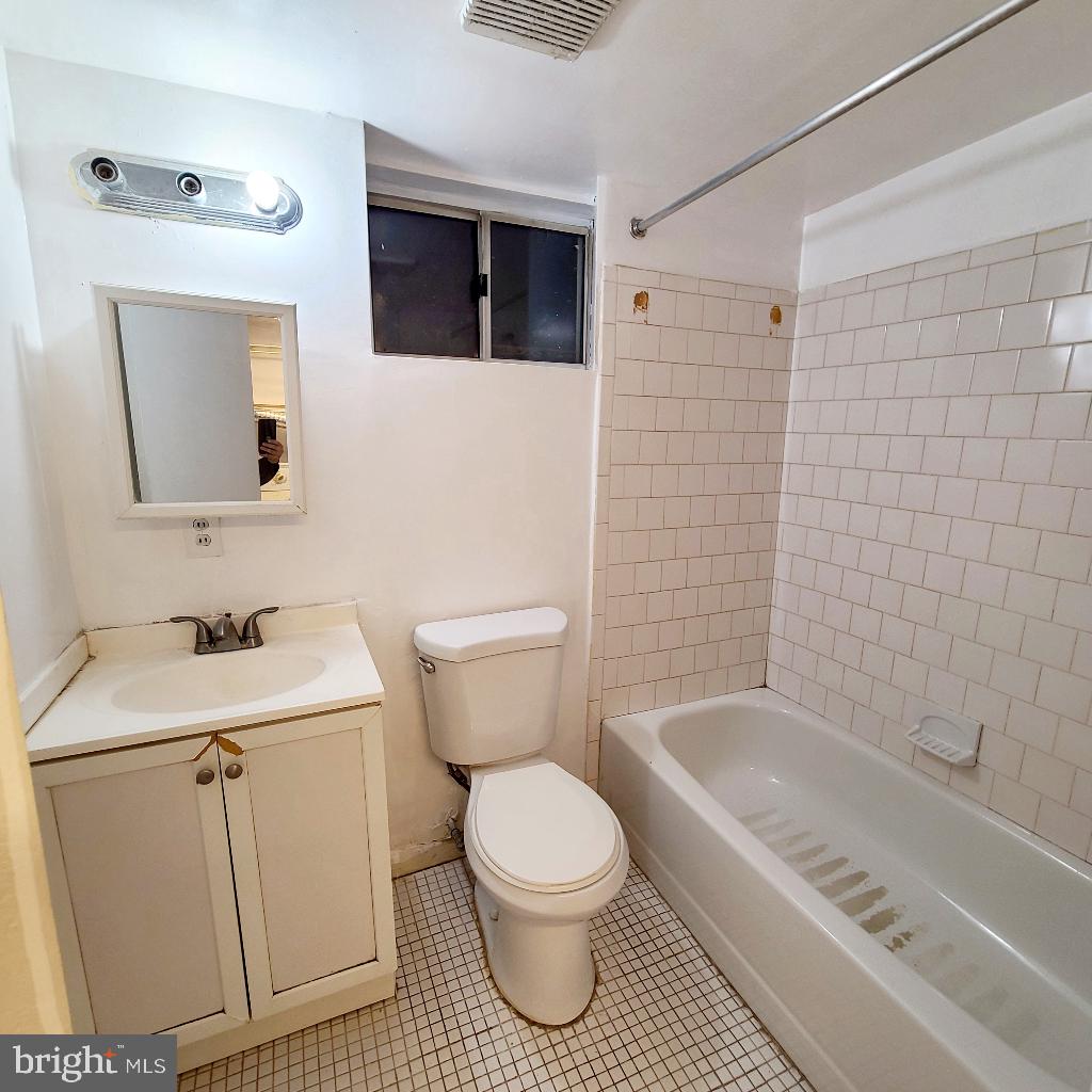 11905 Bluhill Road Silver Spring, MD 20902 - Photo 21 of 26