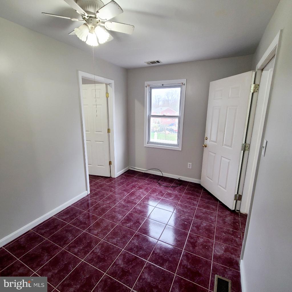 11905 Bluhill Road Silver Spring, MD 20902 - Photo 8 of 26