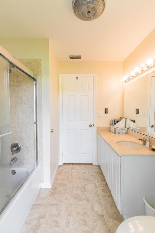 1752 C Road Loxahatchee Groves, FL 33470 - Photo 3 of 13 GUEST BATH