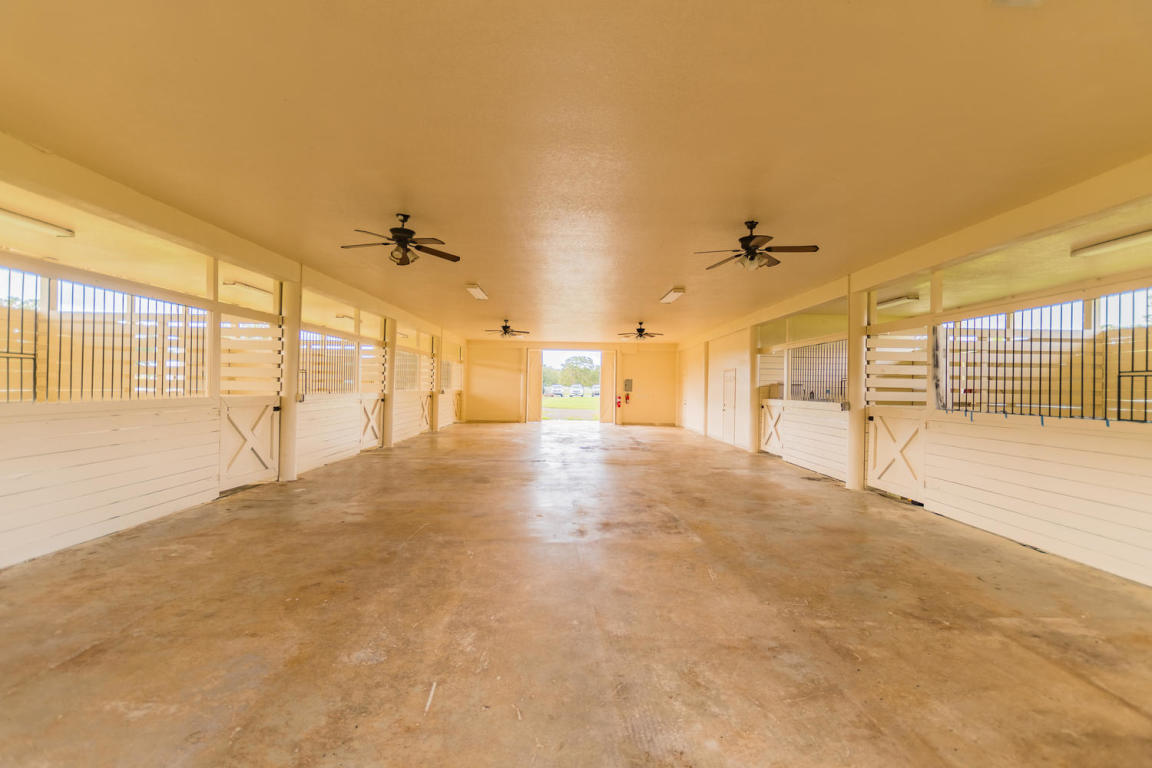 1752 C Road Loxahatchee Groves, FL 33470 - Photo 6 of 13 8 STALL BARN