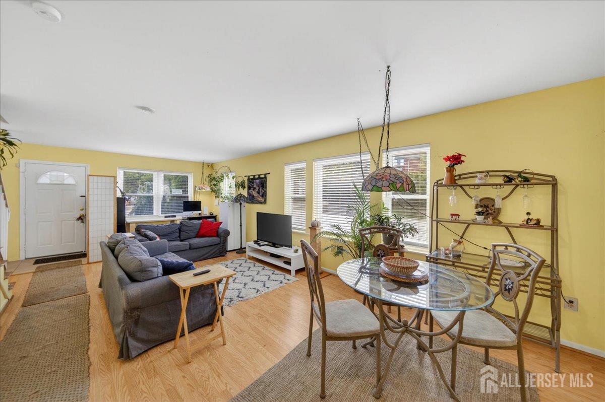 112 Commerce Street Perth Amboy, NJ 08861 - Photo 8 of 33